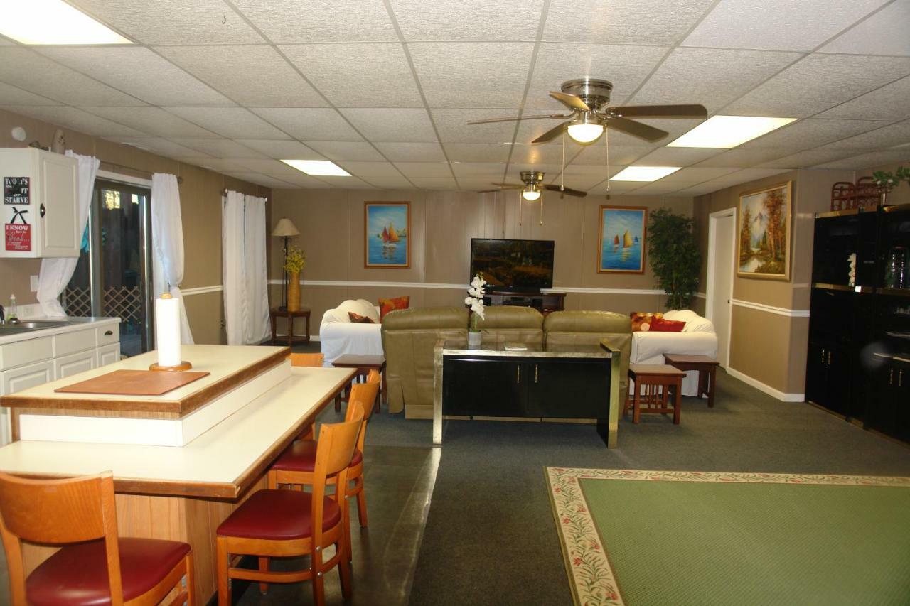 Heaven On Earth Apartment Boone Bagian luar foto