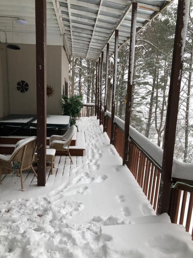 Heaven On Earth Apartment Boone Bagian luar foto